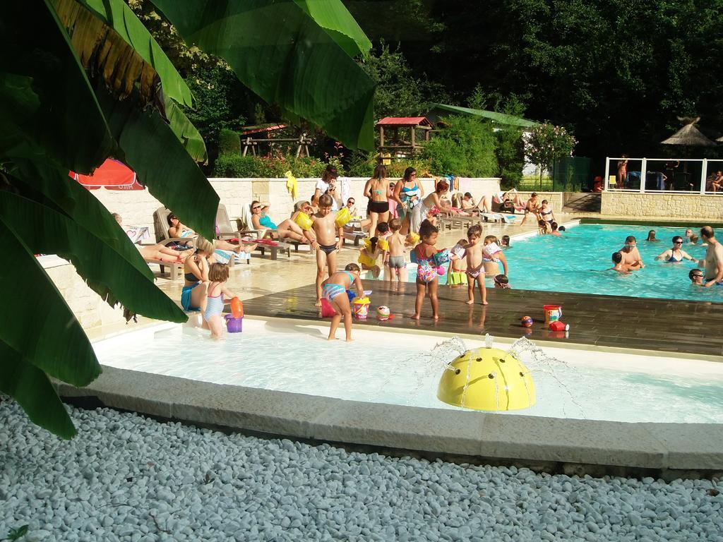 Camping Les Sources Saint-Jean-du-Gard Exterior foto