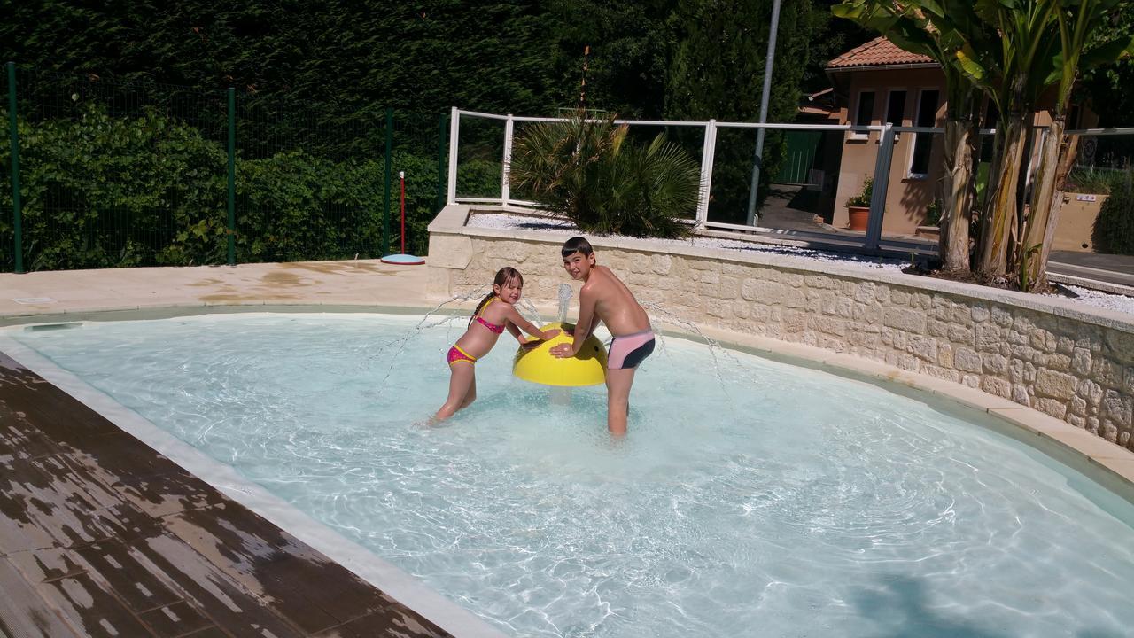 Camping Les Sources Saint-Jean-du-Gard Exterior foto